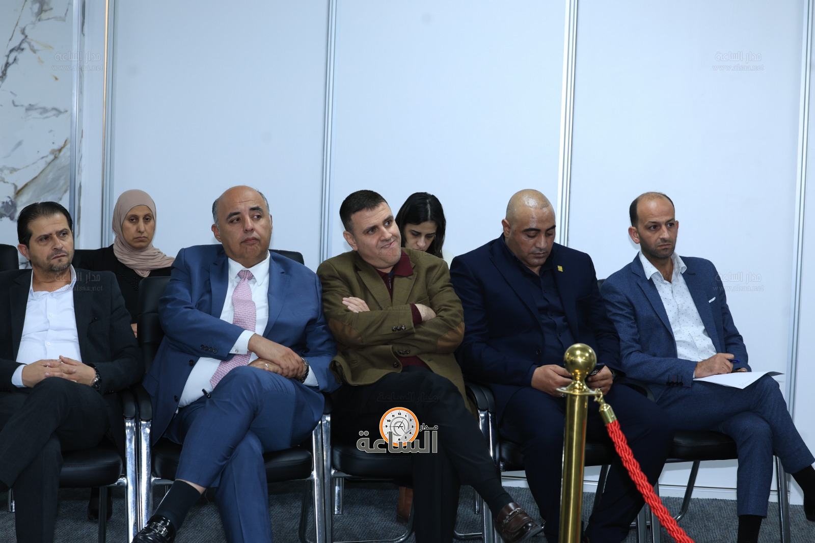 Madar Al-Saa Images 0.4982043723958852