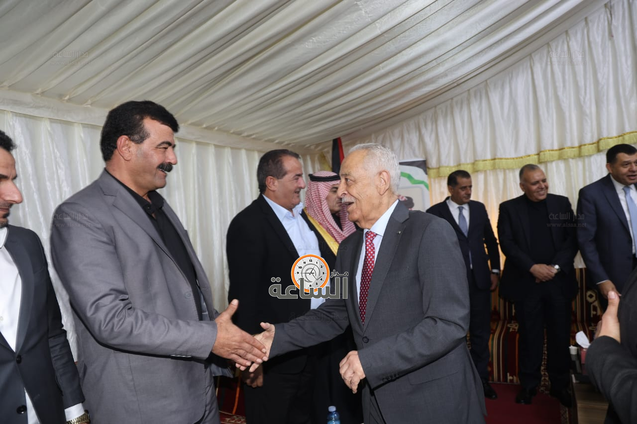 Madar Al-Saa Images 0.4356876053604525