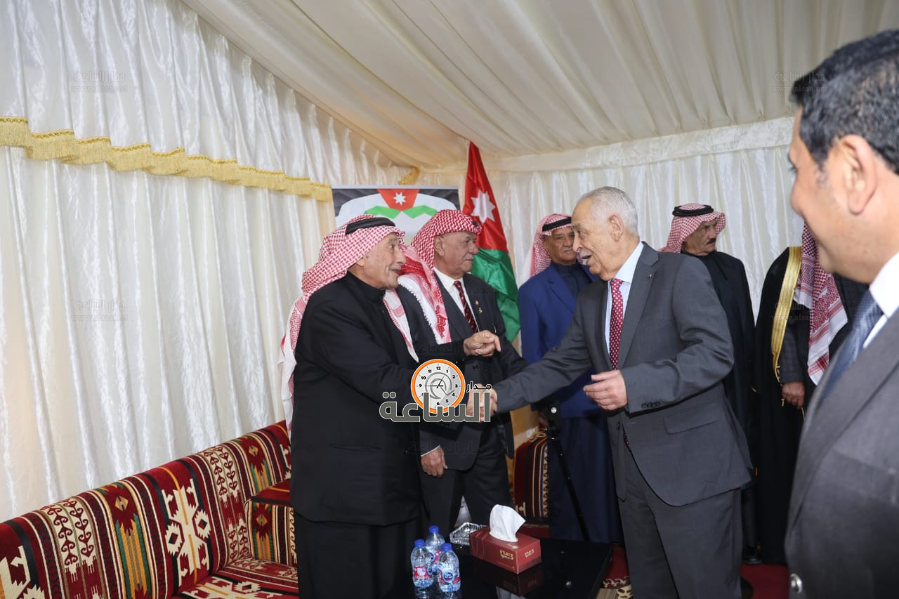 Madar Al-Saa Images 0.410636809317643