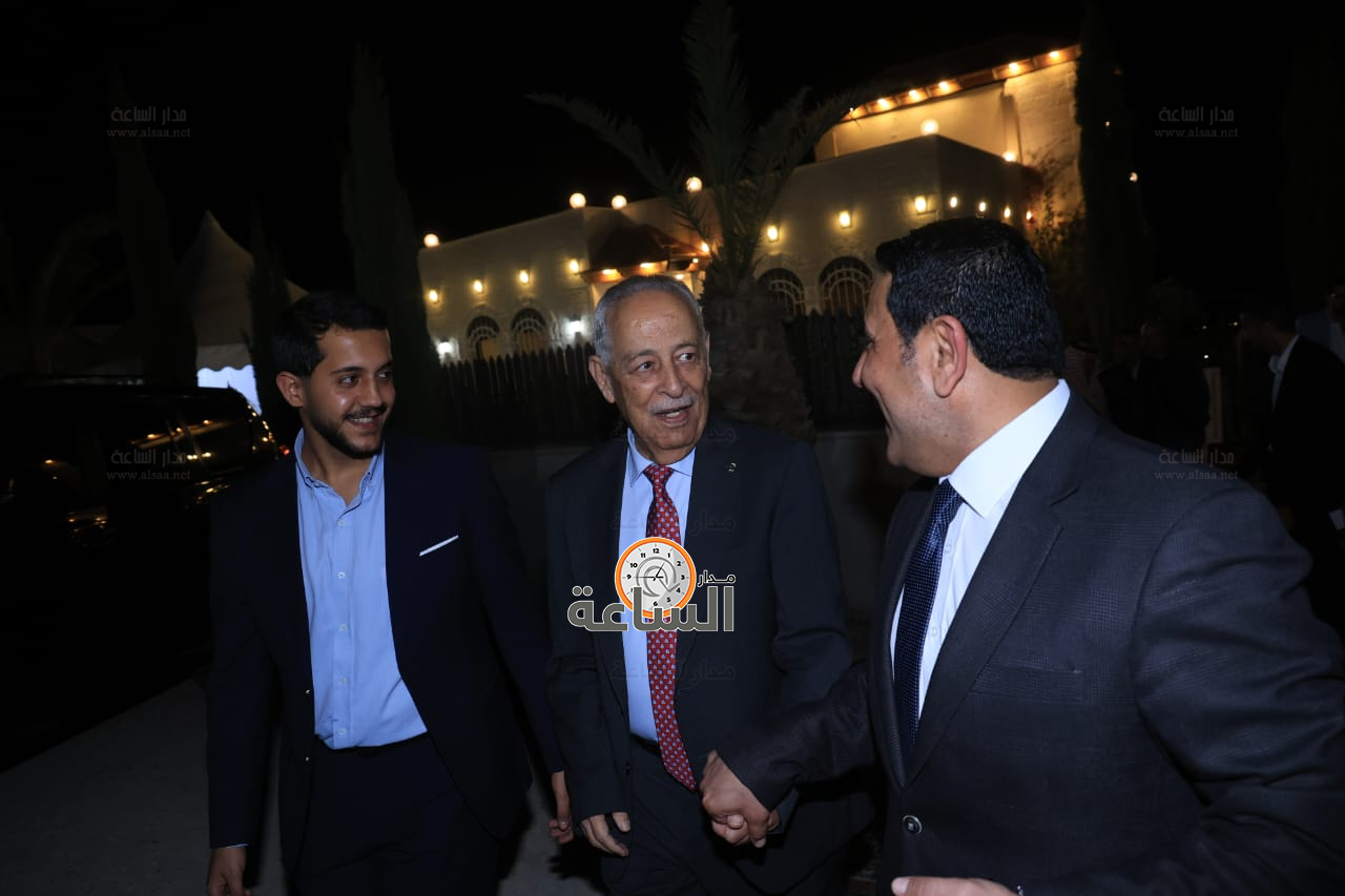 Madar Al-Saa Images 0.7790609662483655