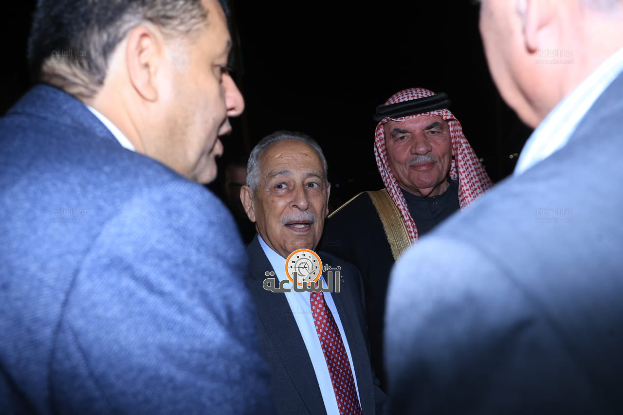 Madar Al-Saa Images 0.43798709146408554