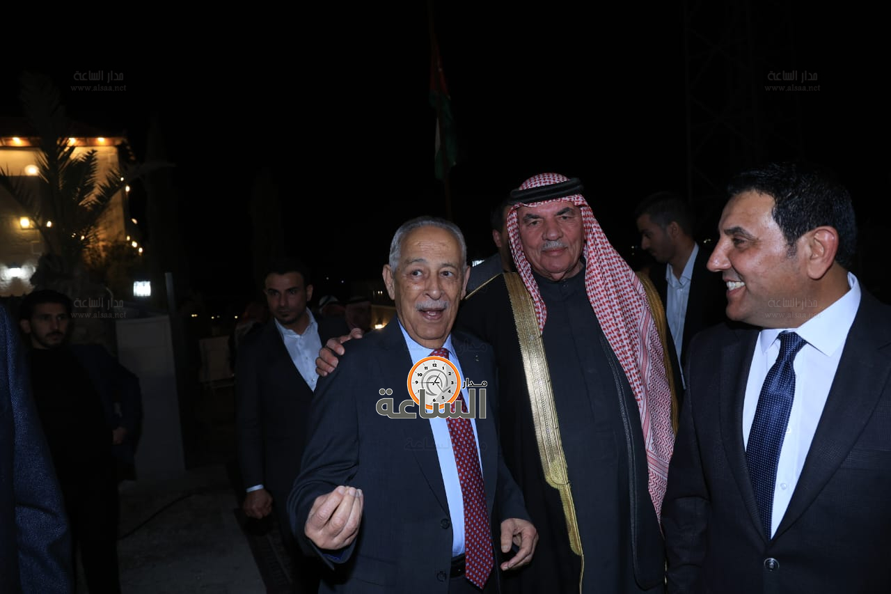 Madar Al-Saa Images 0.39896359543976634