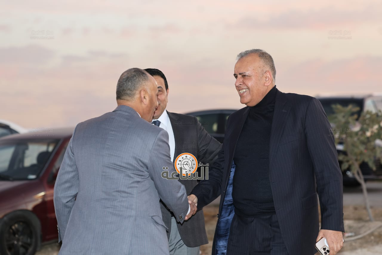 Madar Al-Saa Images 0.027182151753134987