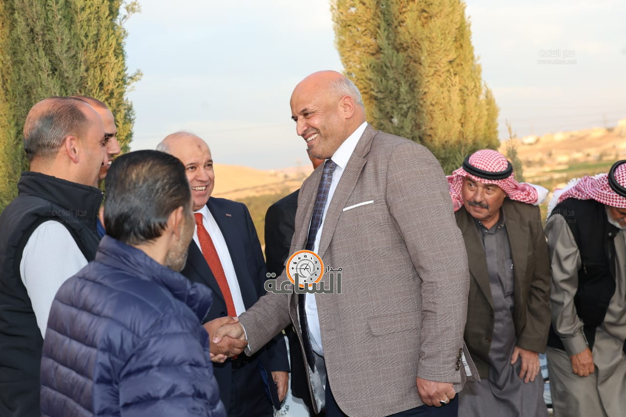 Madar Al-Saa Images 0.3546915813267071