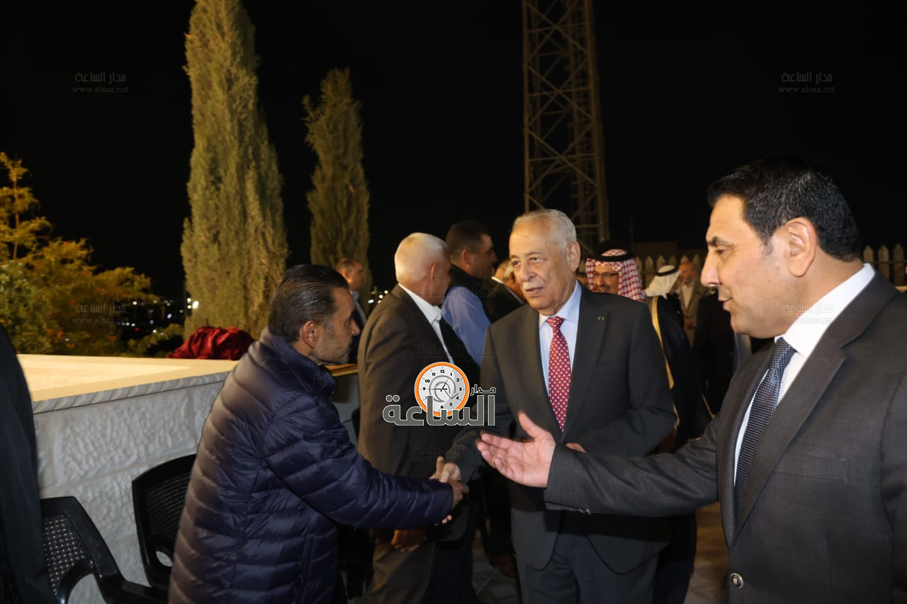 Madar Al-Saa Images 0.017673957890043113