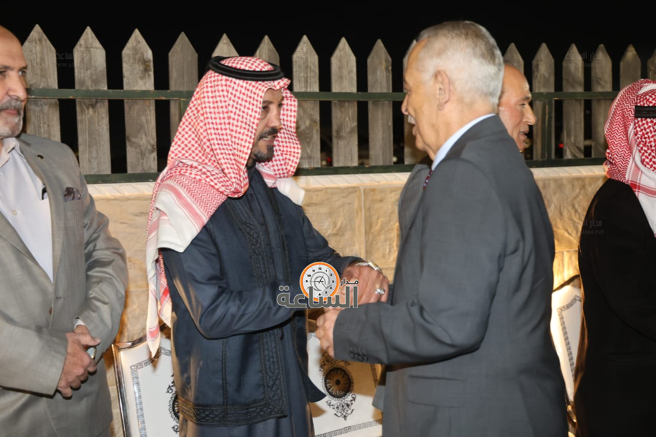 Madar Al-Saa Images 0.8797259291314825