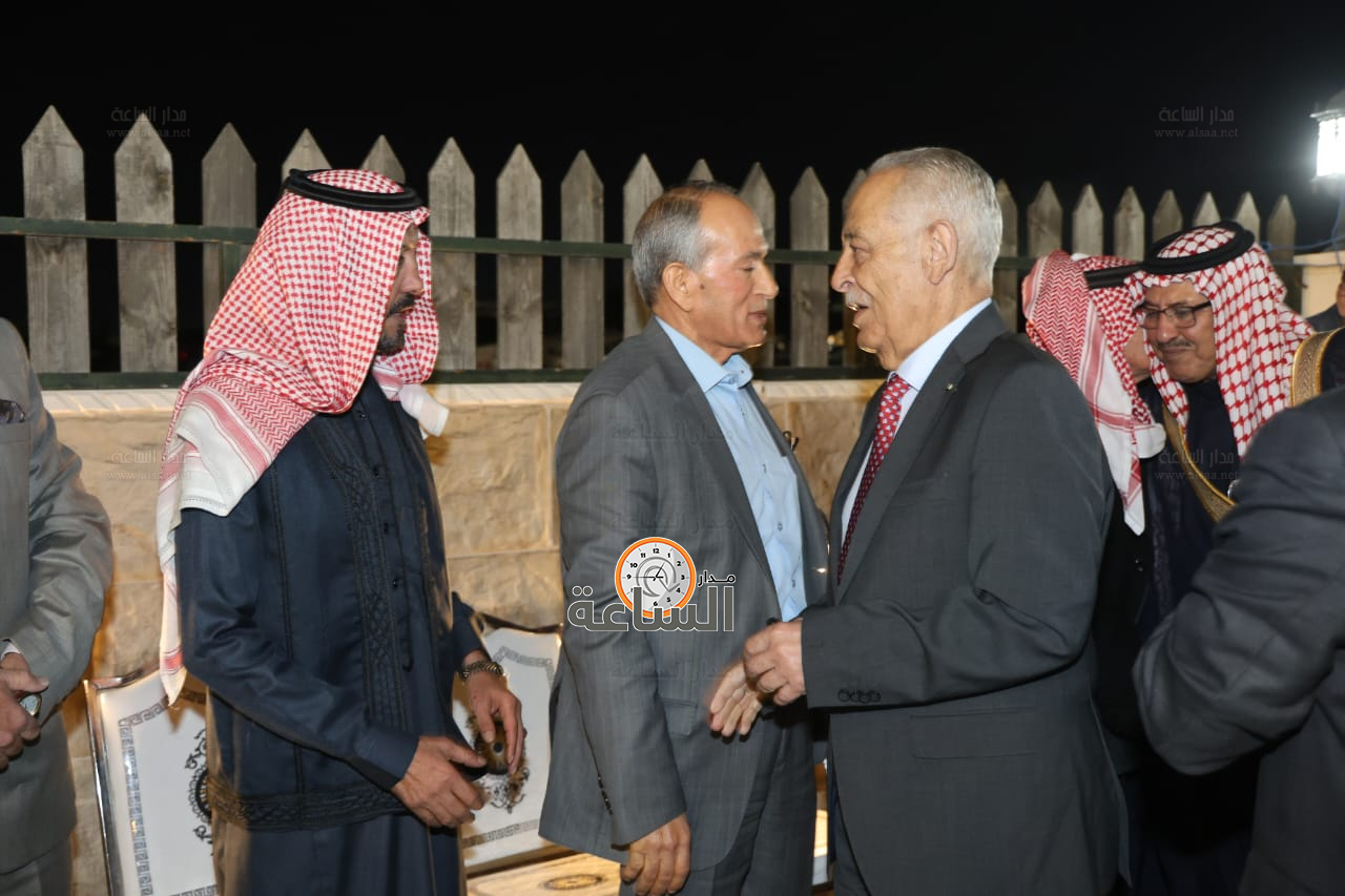 Madar Al-Saa Images 0.944799146357979