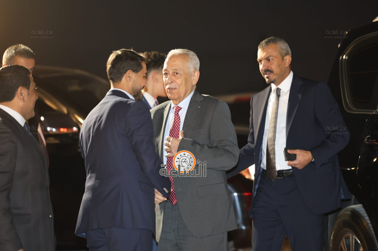 Madar Al-Saa Images 0.557038808891139