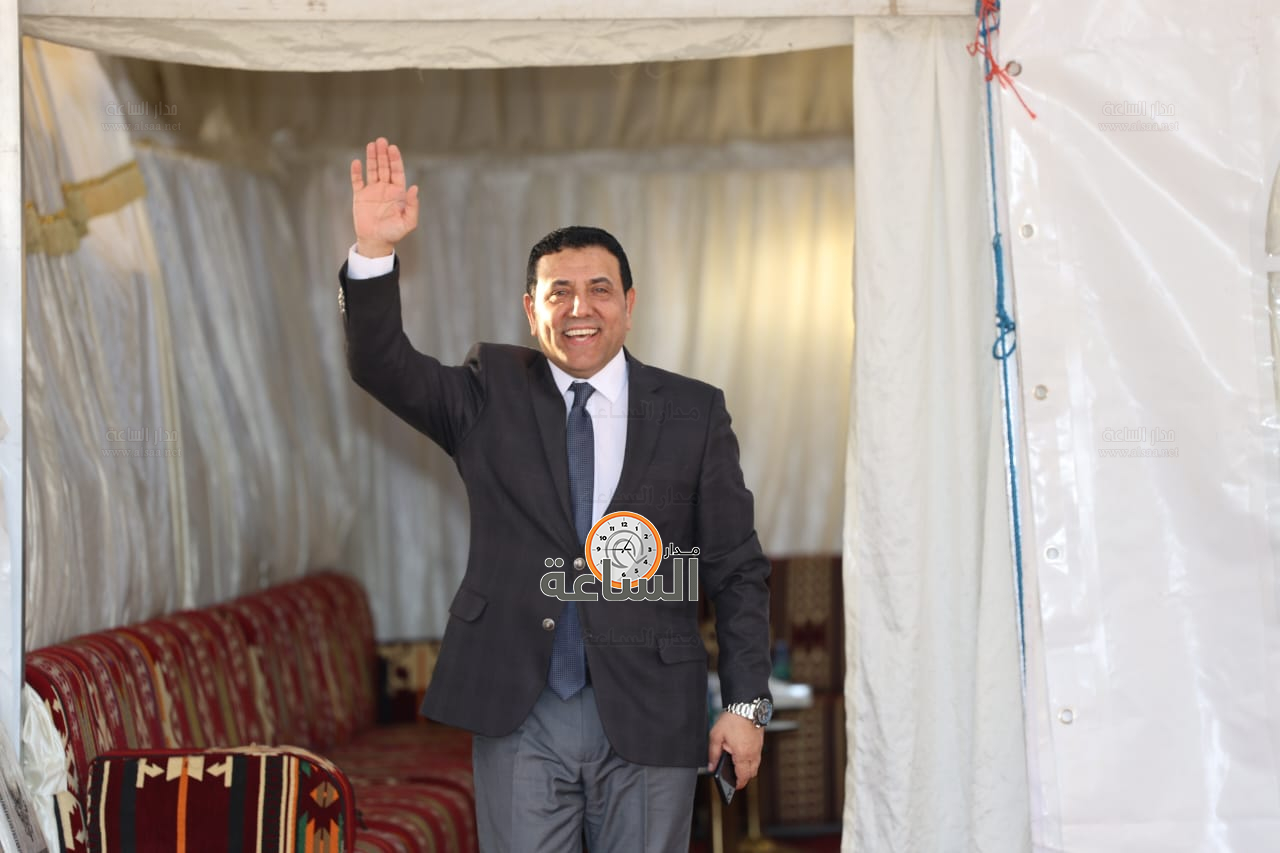 Madar Al-Saa Images 0.8756838713661492