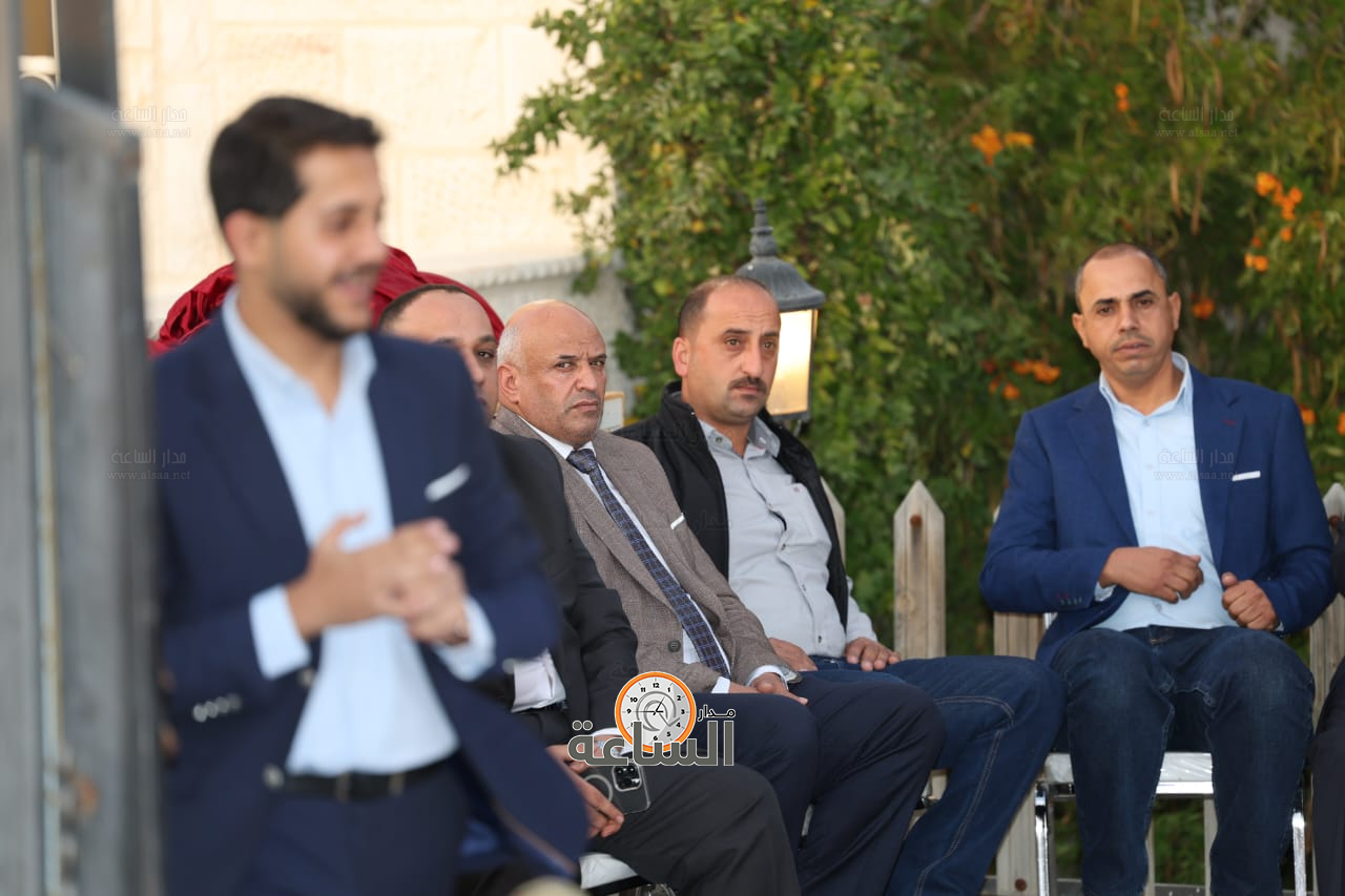 Madar Al-Saa Images 0.08477259737450271