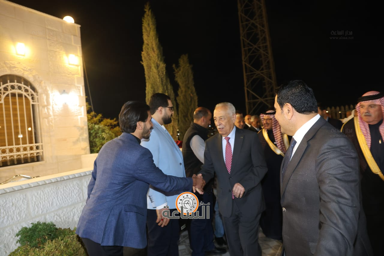 Madar Al-Saa Images 0.5825577941224559