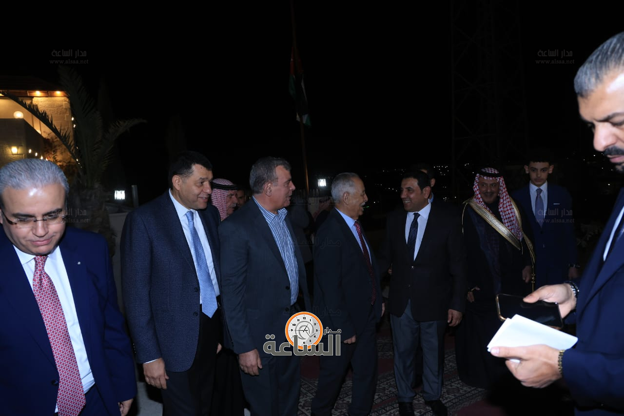 Madar Al-Saa Images 0.9009661698817821