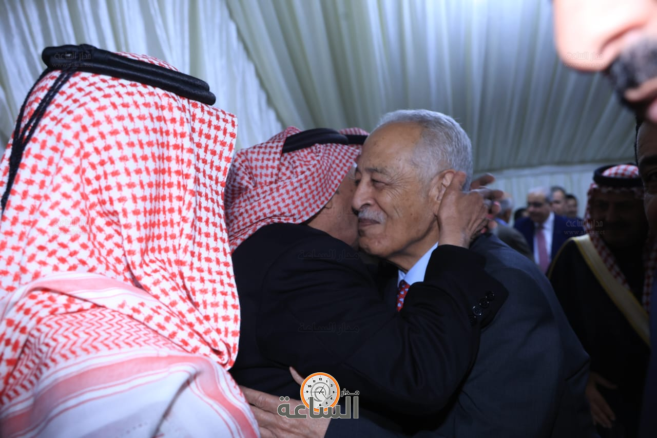 Madar Al-Saa Images 0.04070423138162593