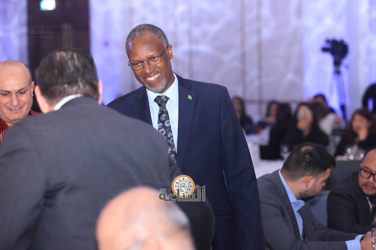 Madar Al-Saa Images 0.9792954512354828