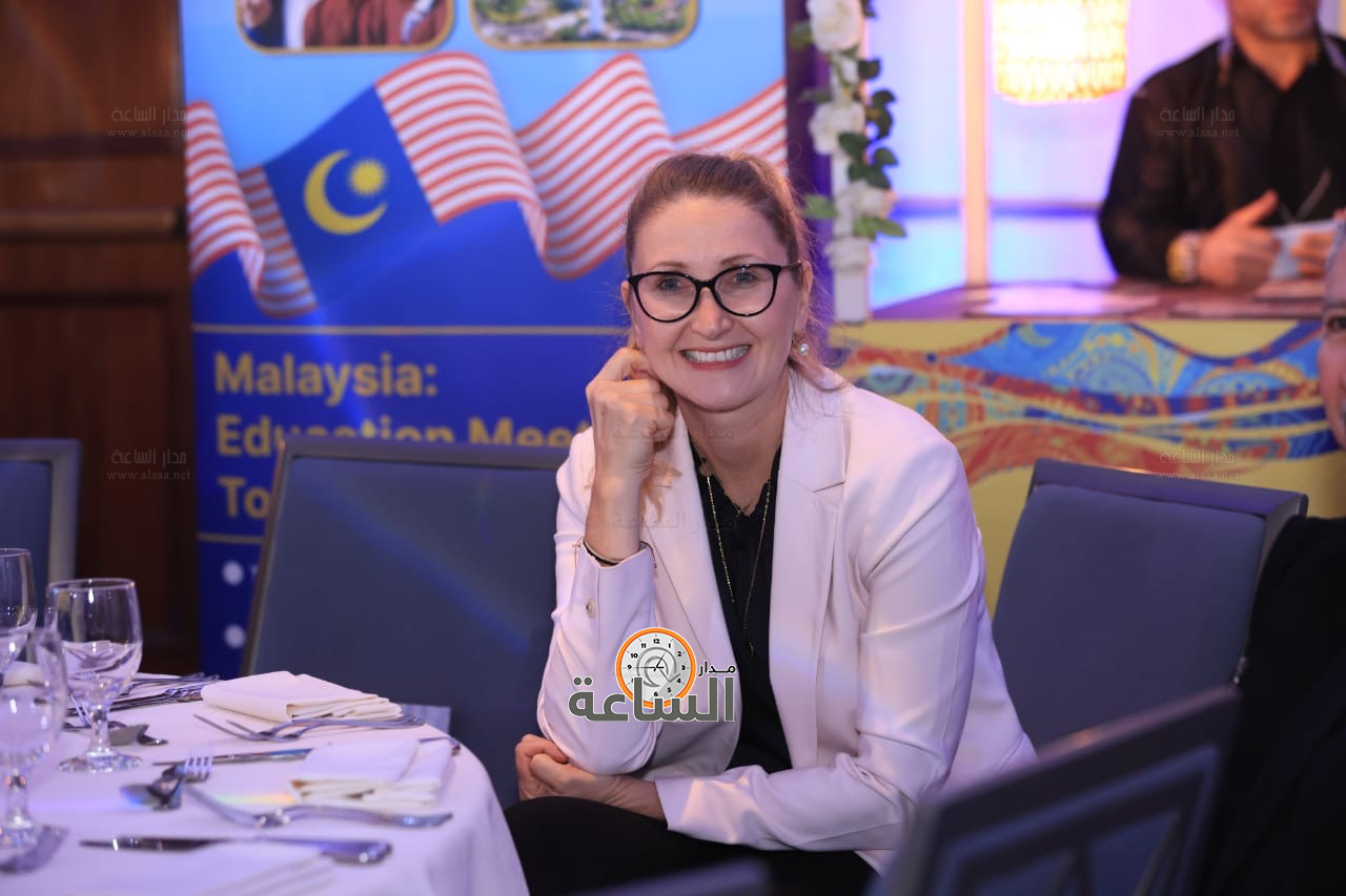 Madar Al-Saa Images 0.8554760870907406