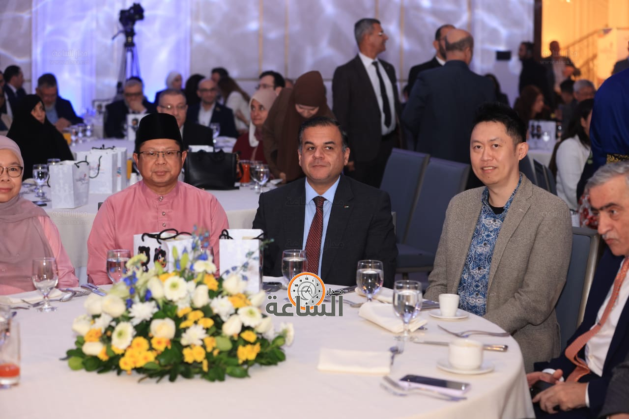 Madar Al-Saa Images 0.06397885533500192