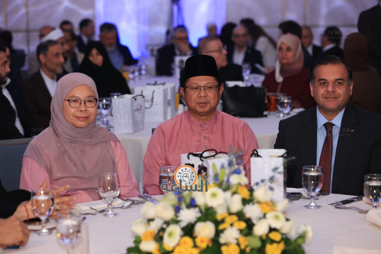 Madar Al-Saa Images 0.5840840644058249