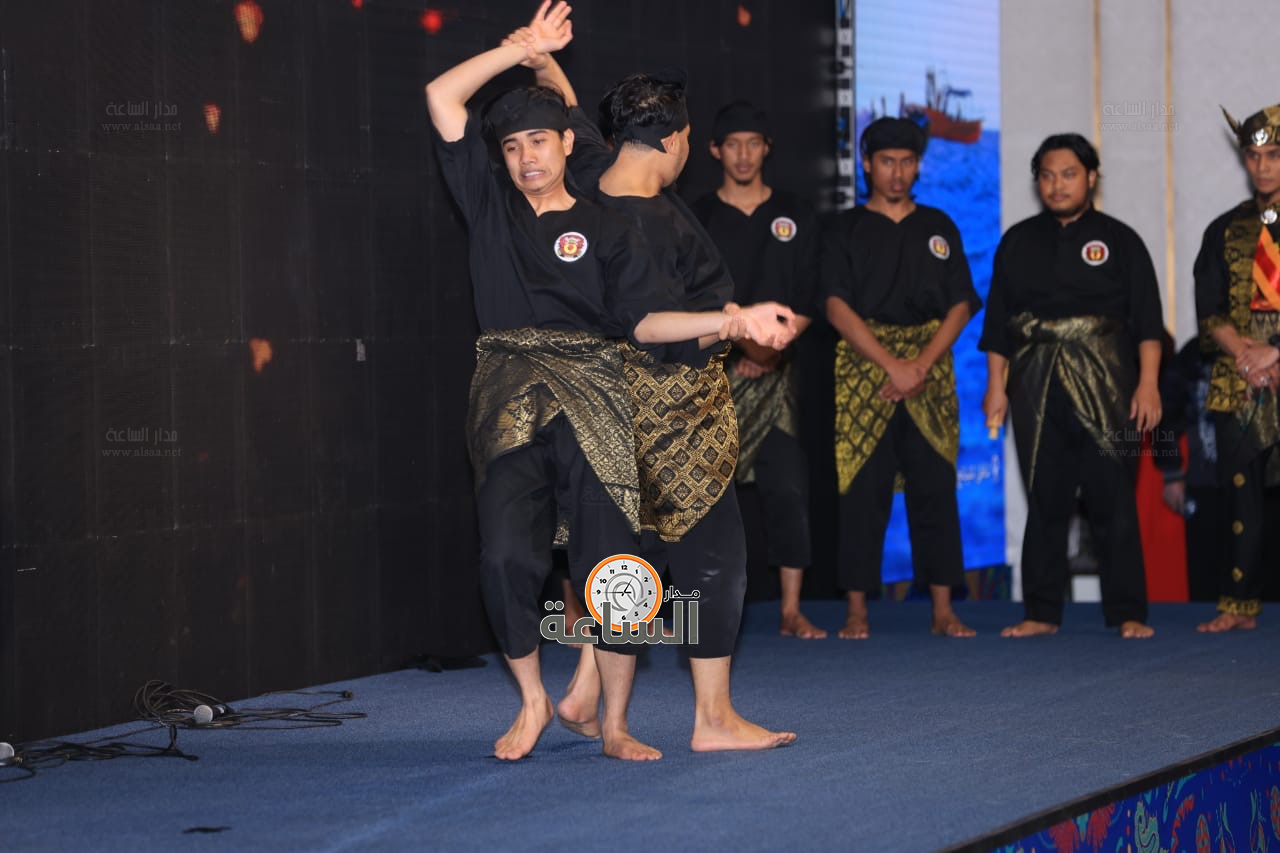 Madar Al-Saa Images 0.6713645486659877