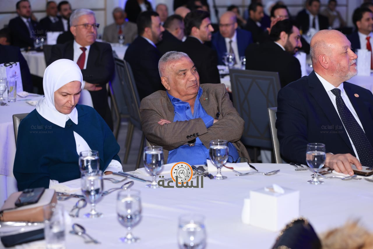 Madar Al-Saa Images 0.2985063346682577