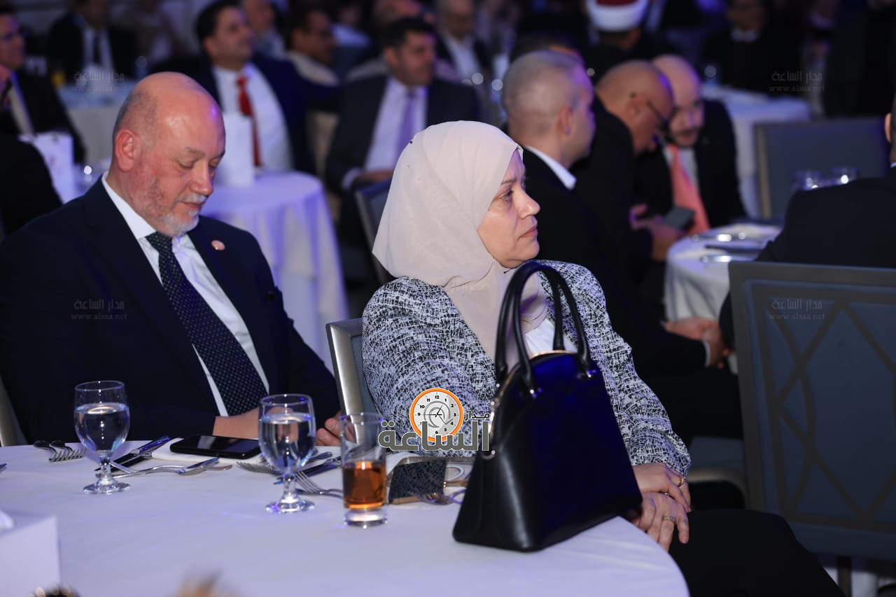 Madar Al-Saa Images 0.766509886496538