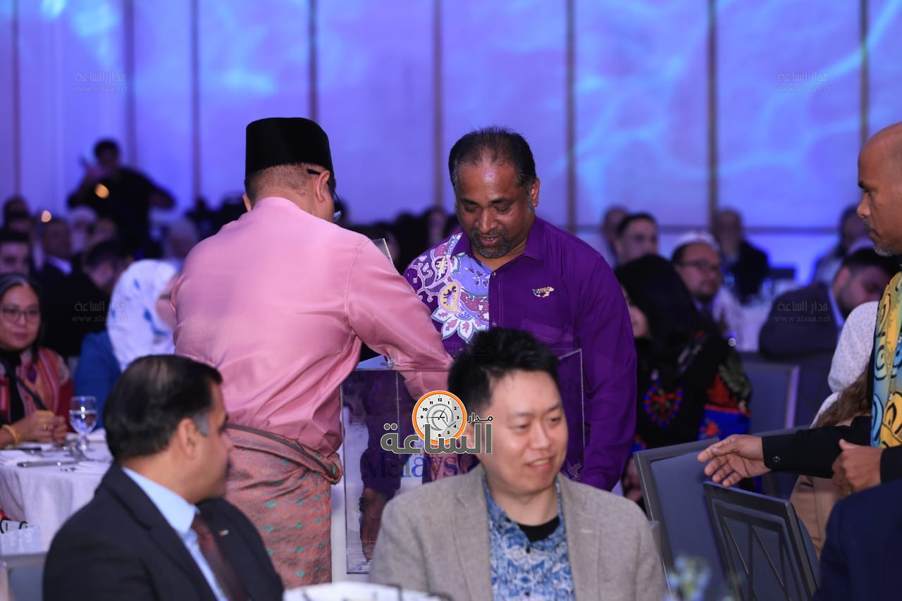 Madar Al-Saa Images 0.05613951387633764