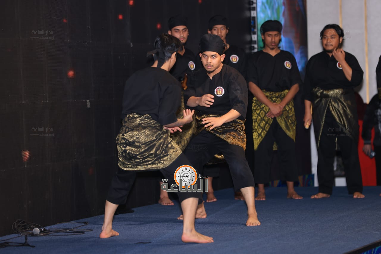 Madar Al-Saa Images 0.7508267546891912