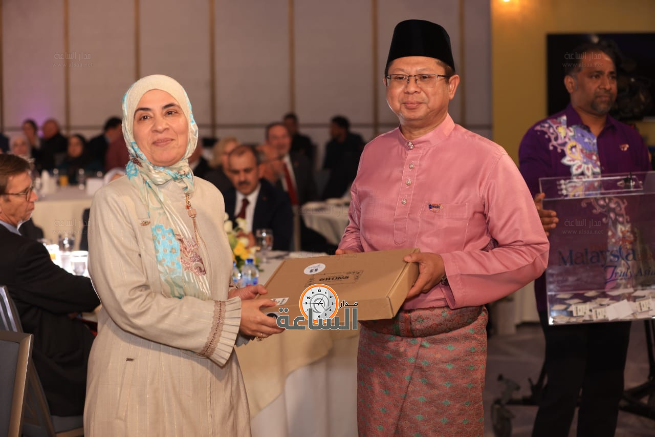 Madar Al-Saa Images 0.3853096569382771