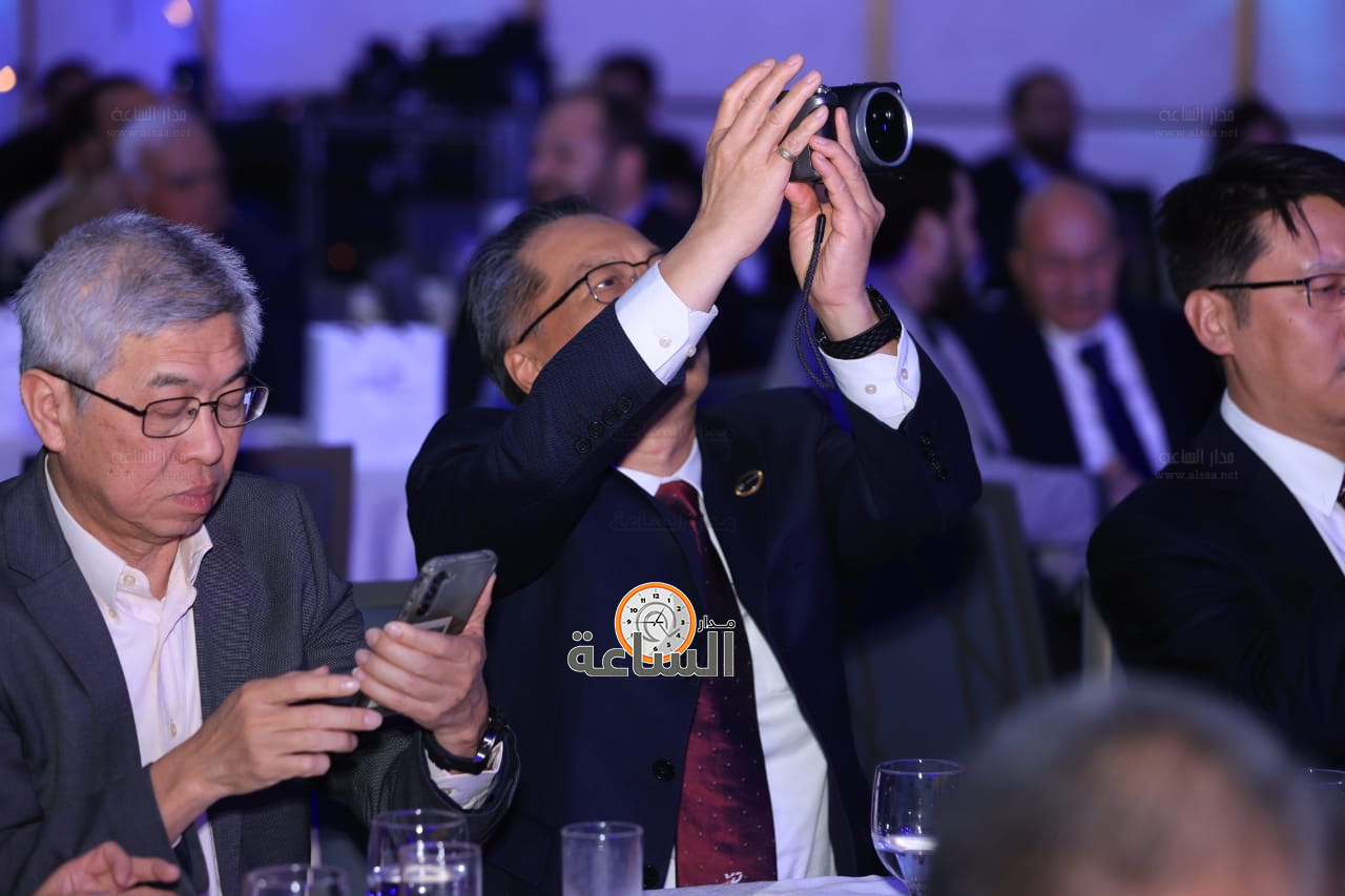 Madar Al-Saa Images 0.01544166652686696