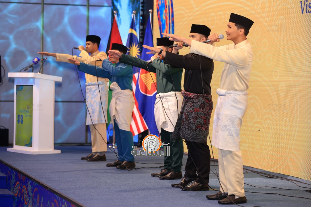 Madar Al-Saa Images 0.17944312301534782