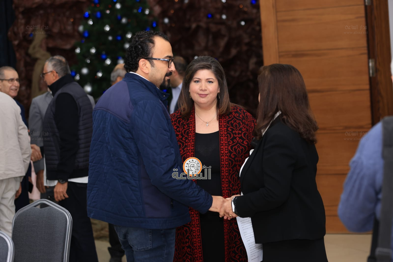 Madar Al-Saa Images 0.009783459847010456