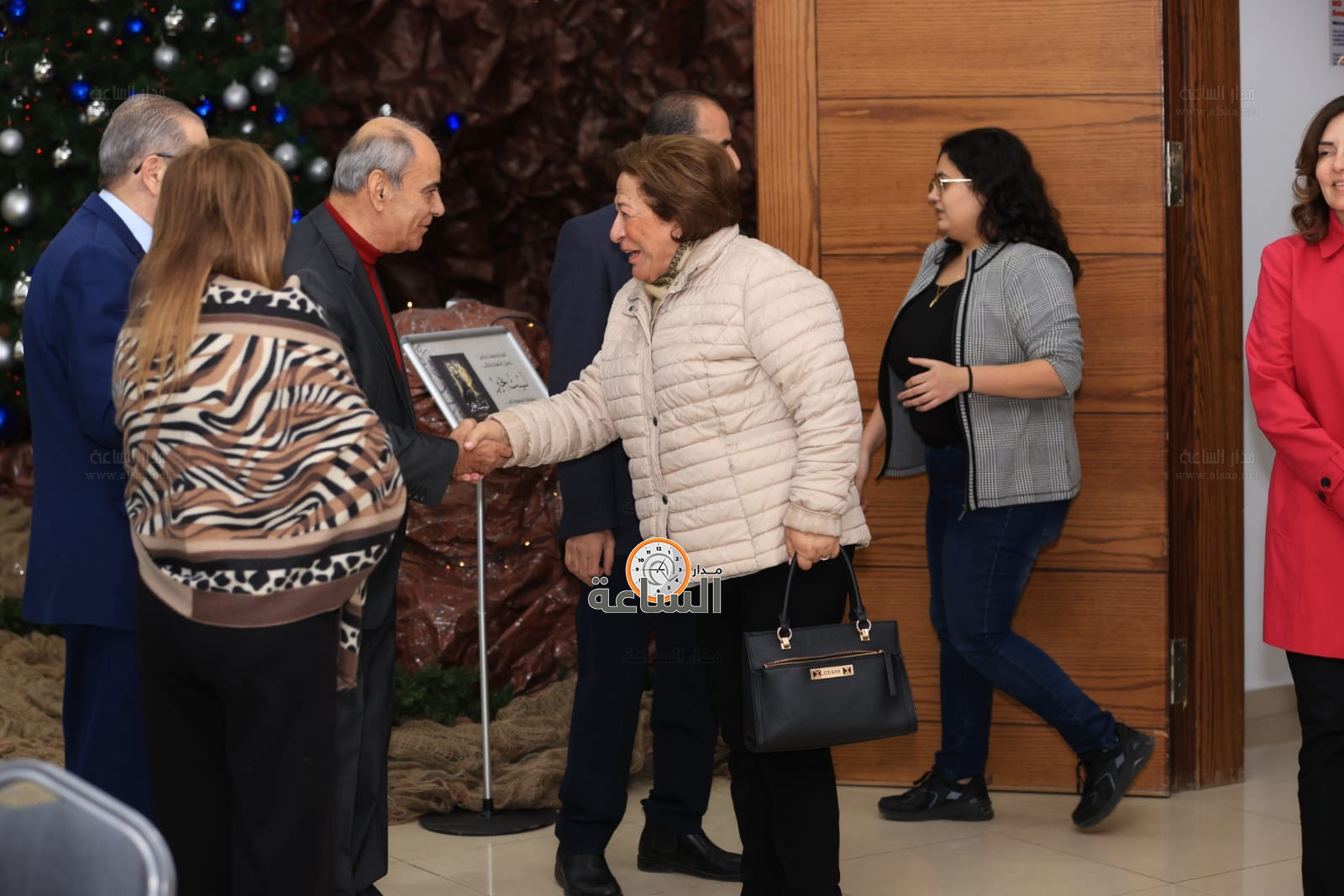 Madar Al-Saa Images 0.6026112491176759