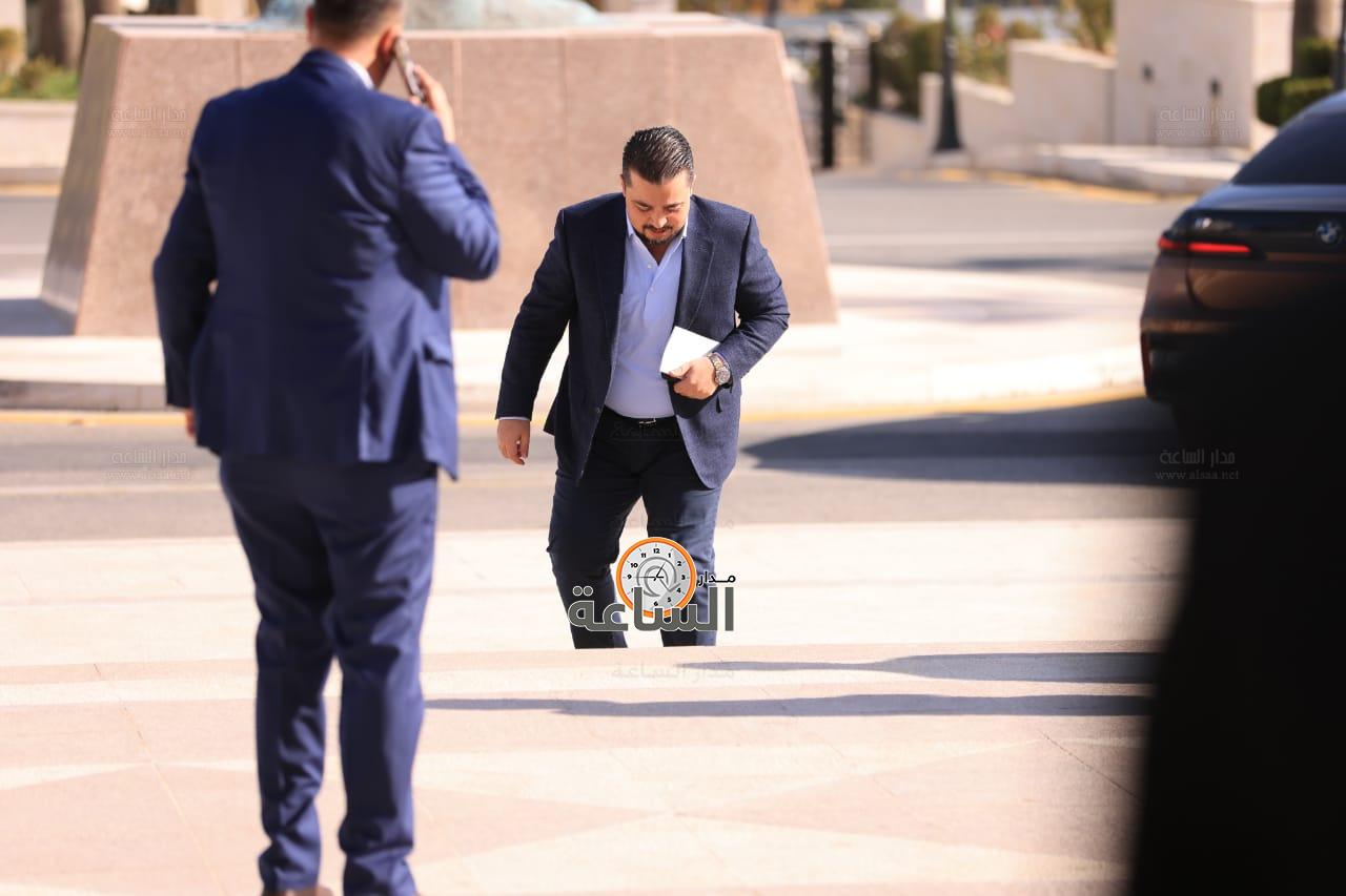 Madar Al-Saa Images 0.7205626533304552