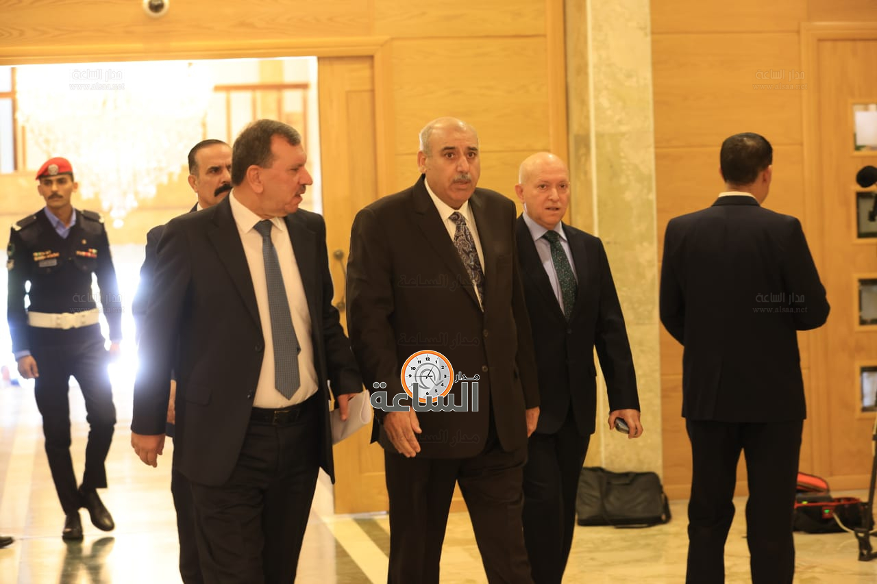 Madar Al-Saa Images 0.09189490318660265