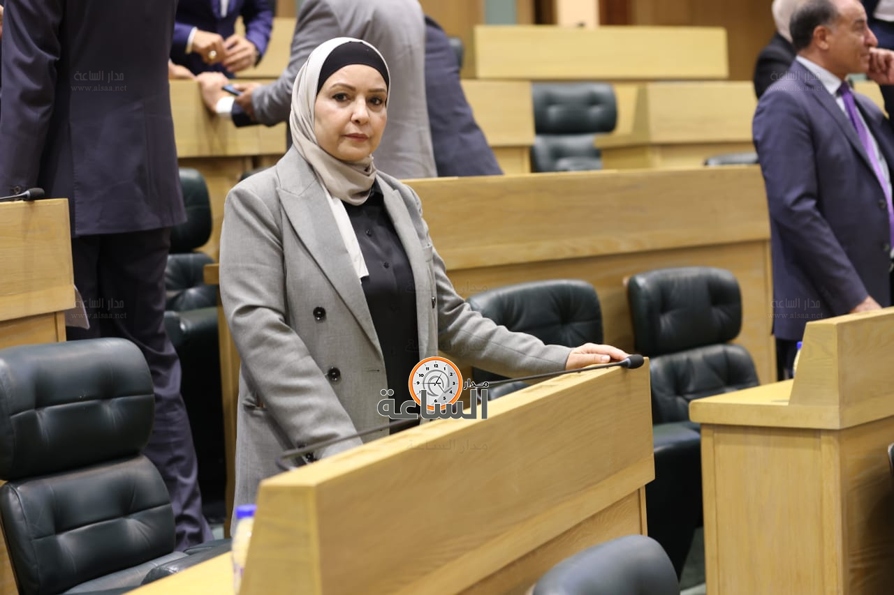 Madar Al-Saa Images 0.8985658938918439