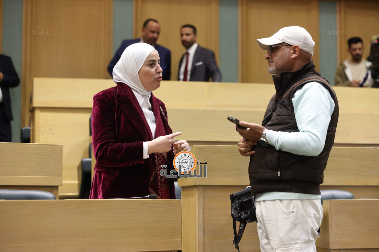 Madar Al-Saa Images 0.4011752799866334