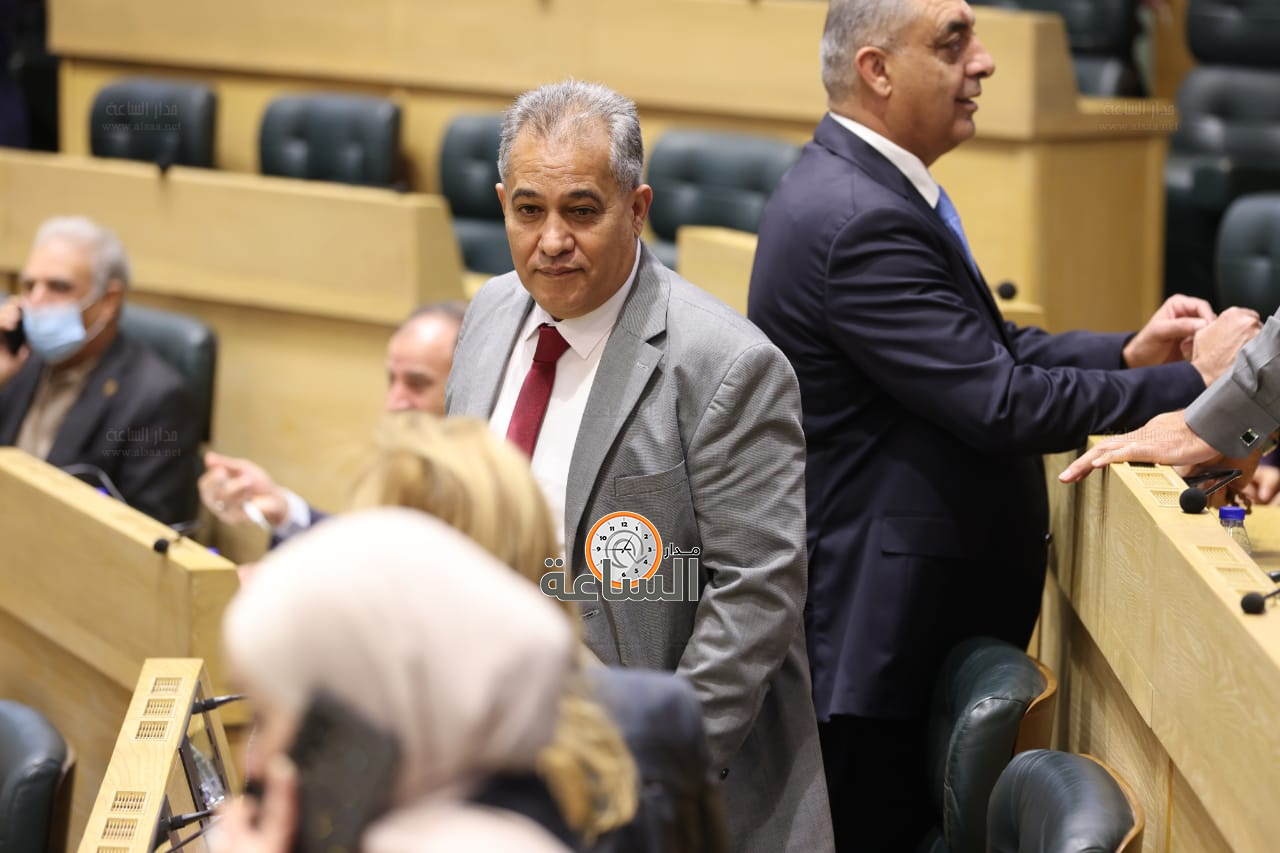 Madar Al-Saa Images 0.7590050317230796