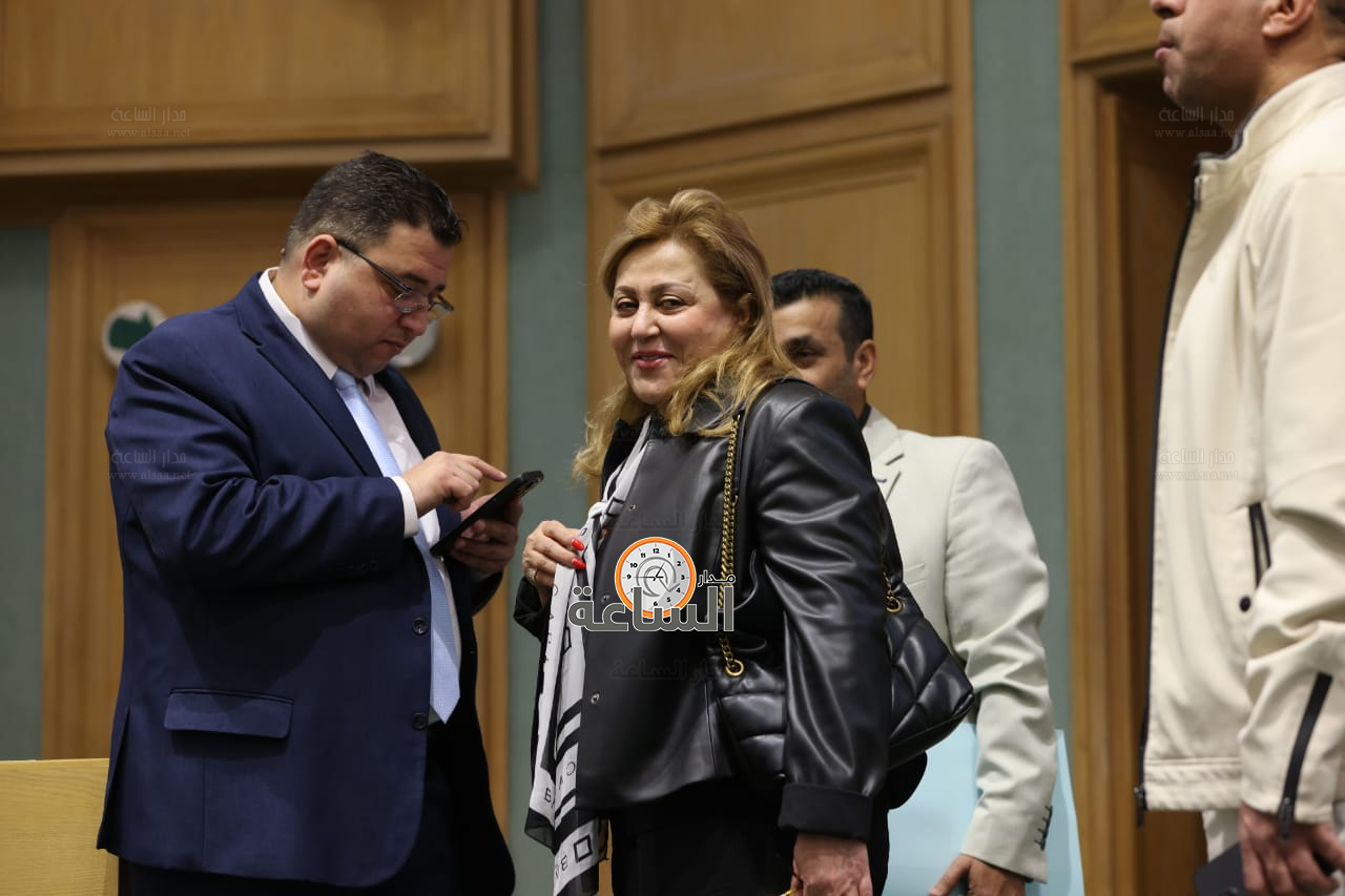 Madar Al-Saa Images 0.25027704858106825