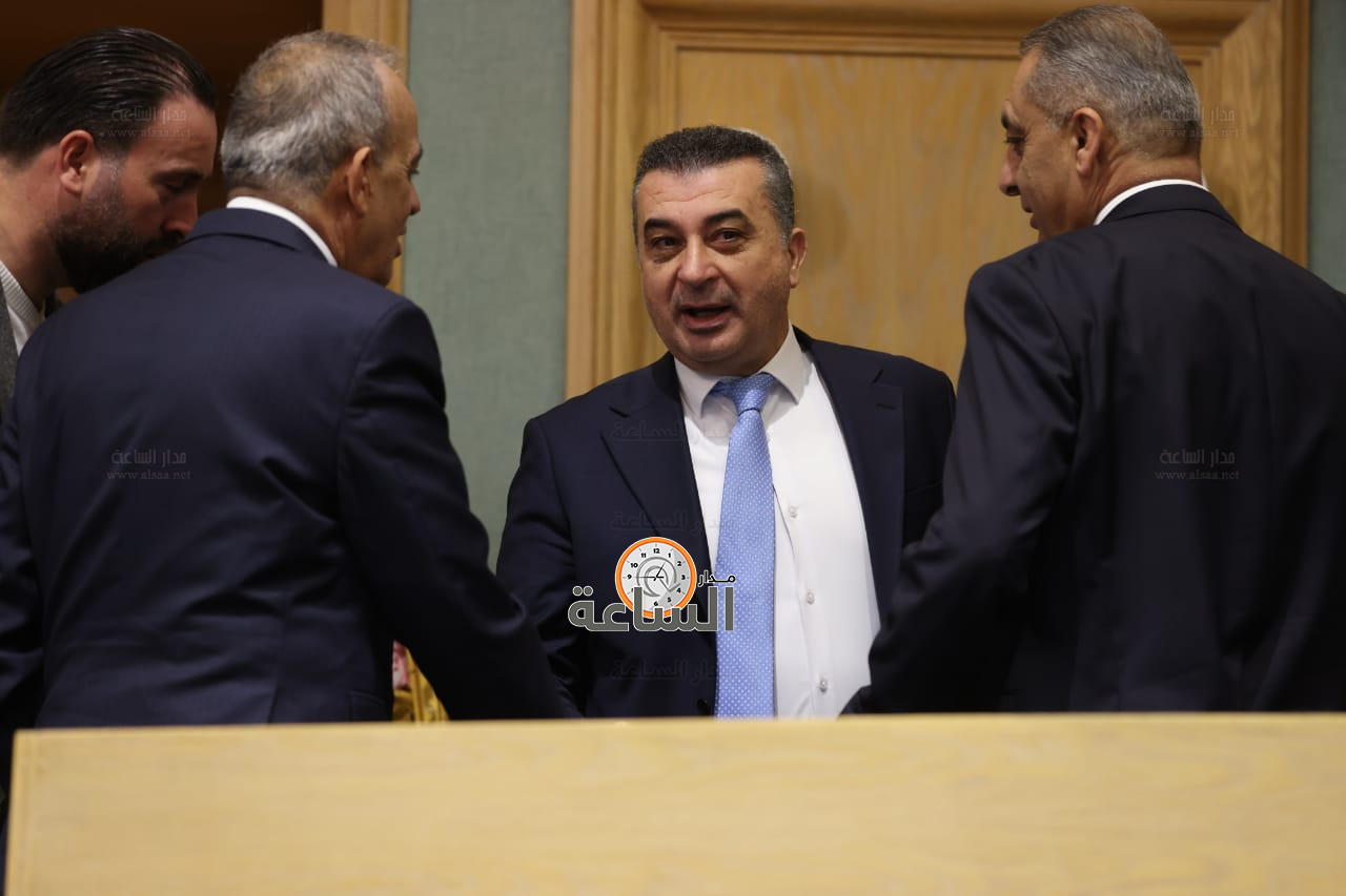 Madar Al-Saa Images 0.3162102808527649