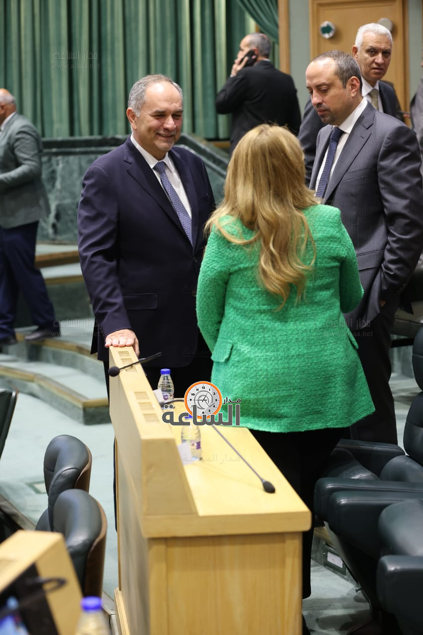 Madar Al-Saa Images 0.33748798799917457