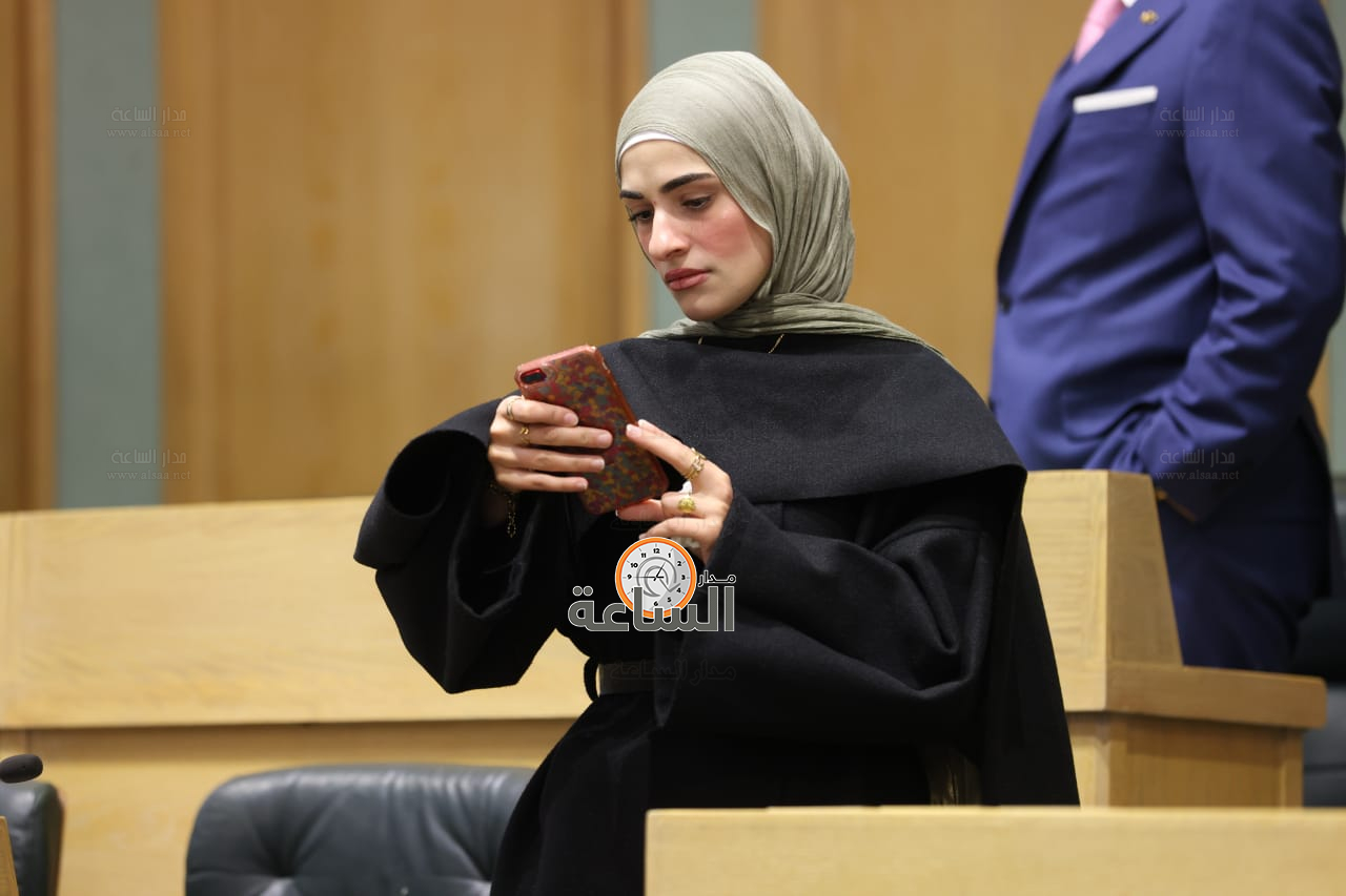 Madar Al-Saa Images 0.013888169036296971