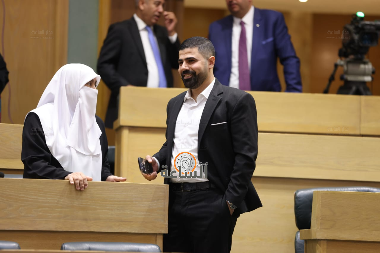 Madar Al-Saa Images 0.9330615531581301