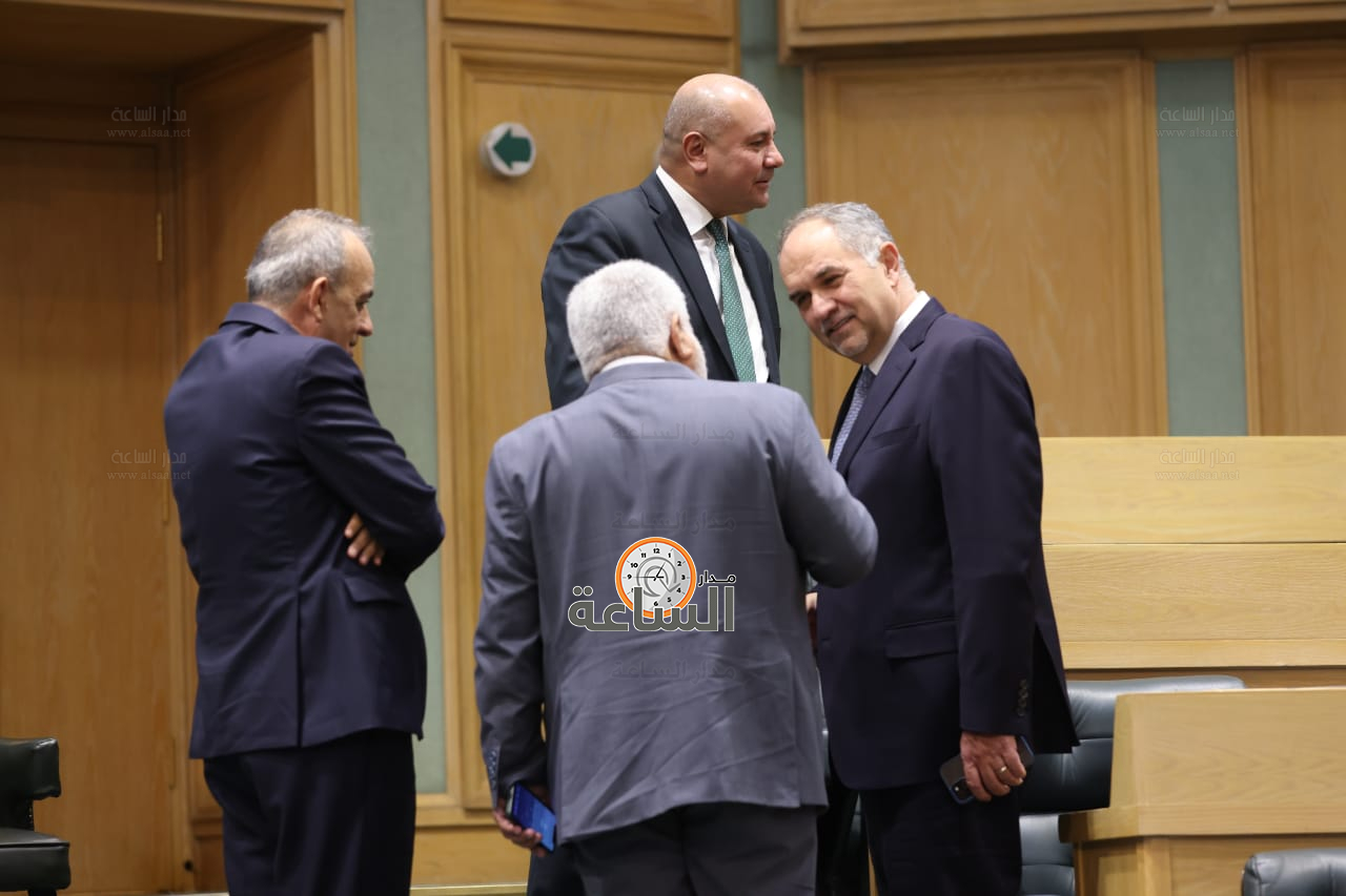 Madar Al-Saa Images 0.7274748583822603