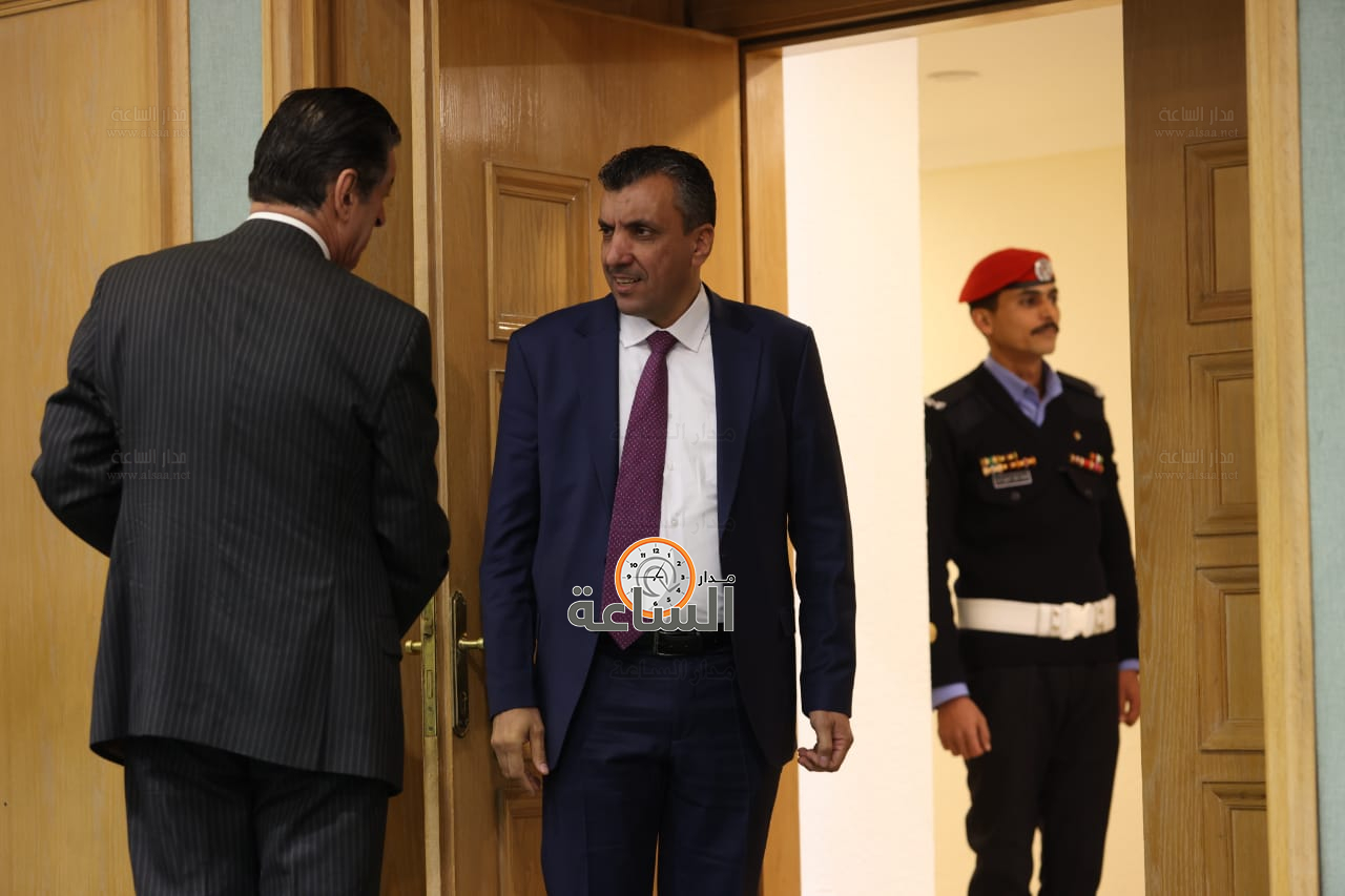 Madar Al-Saa Images 0.5281702194854404