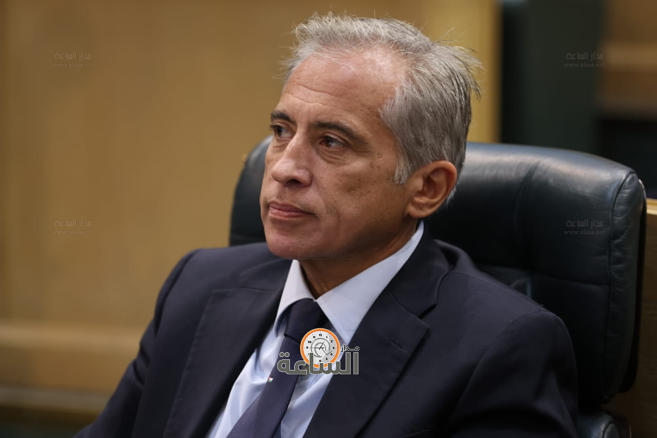 Madar Al-Saa Images 0.03588070376717212