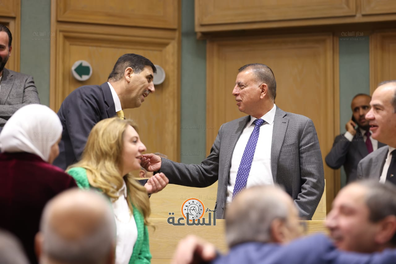 Madar Al-Saa Images 0.7830463982101941