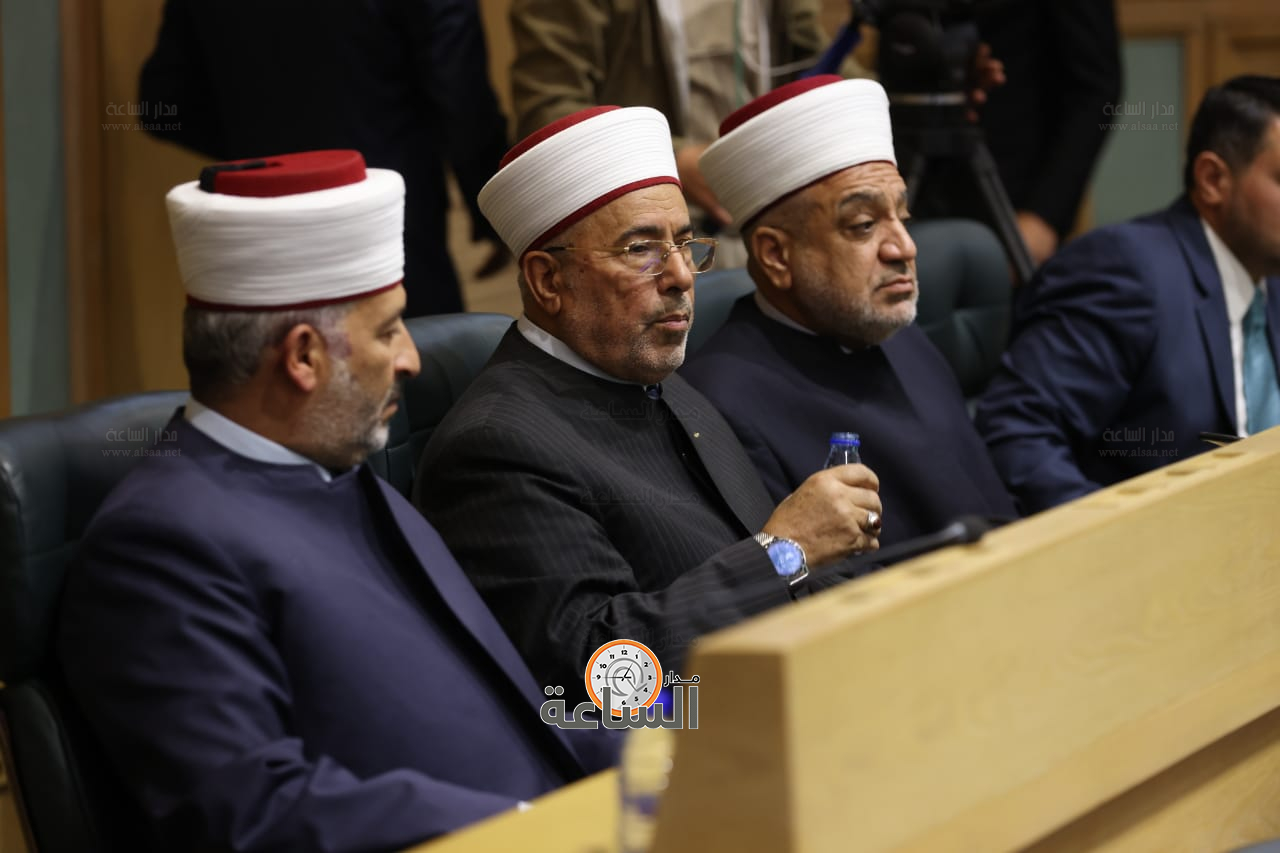 Madar Al-Saa Images 0.43460935597793404