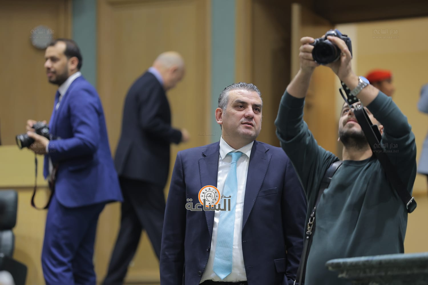 Madar Al-Saa Images 0.9856138232482978