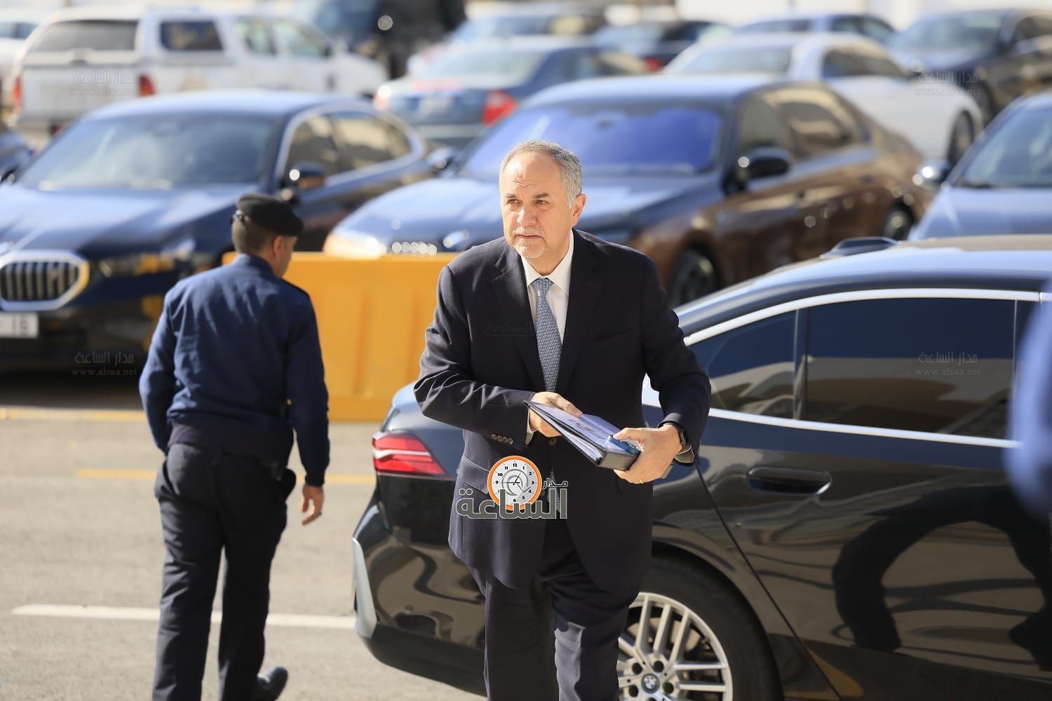 Madar Al-Saa Images 0.7666505698412314