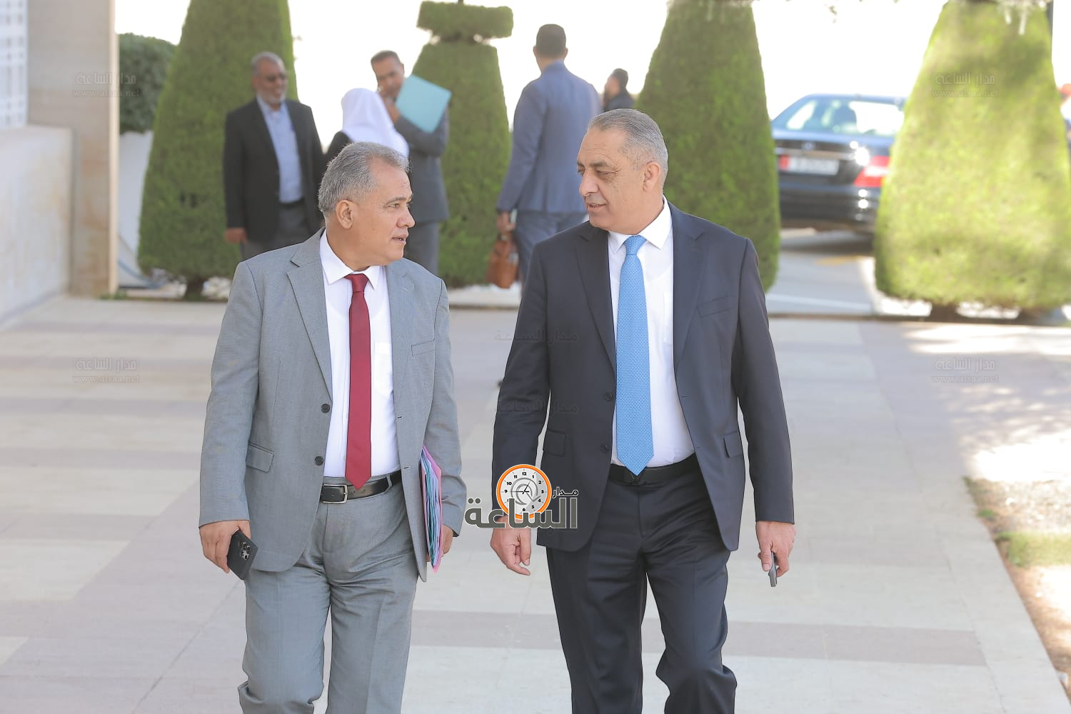 Madar Al-Saa Images 0.7121296853812157