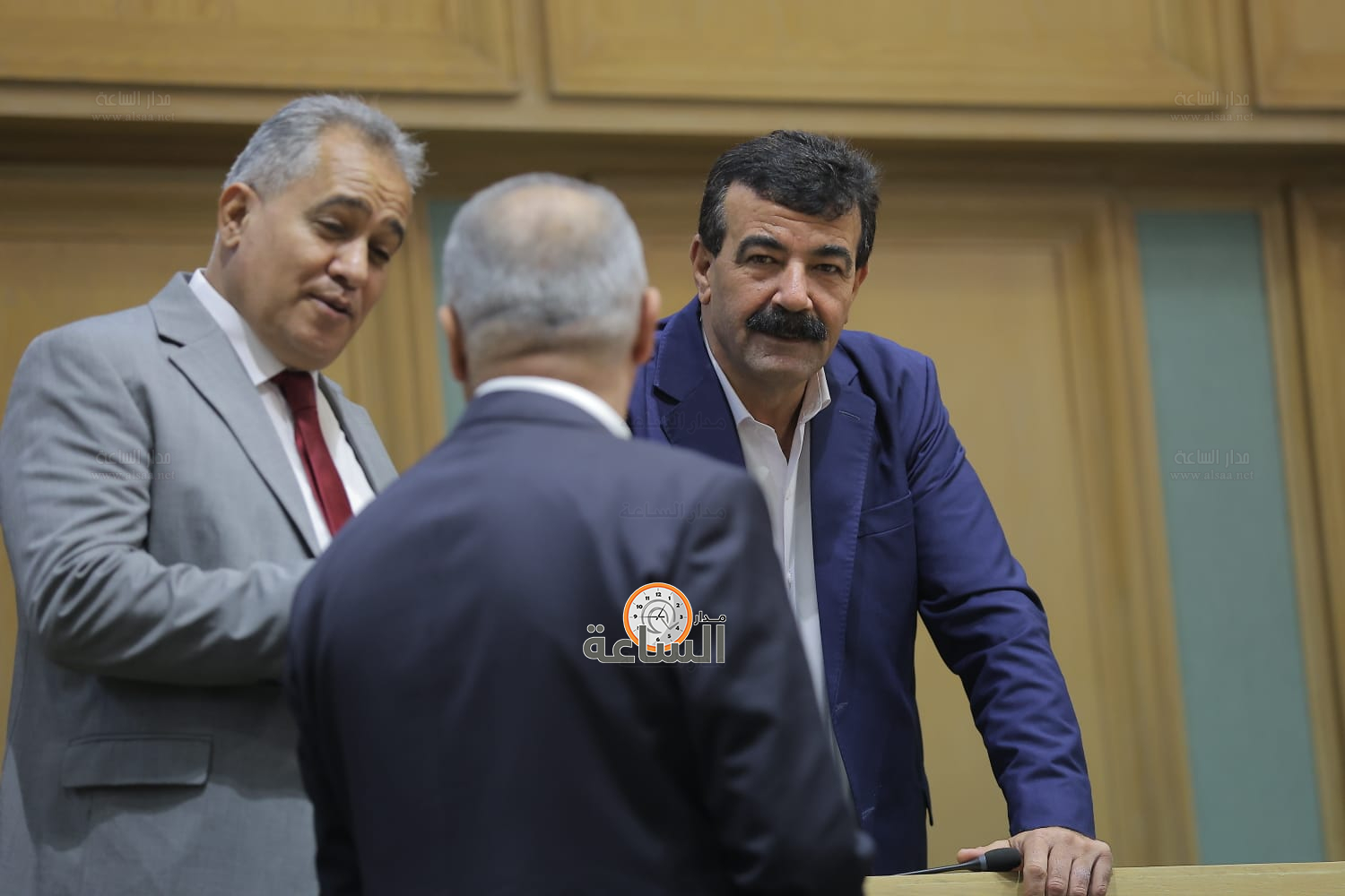 Madar Al-Saa Images 0.3972508214693916